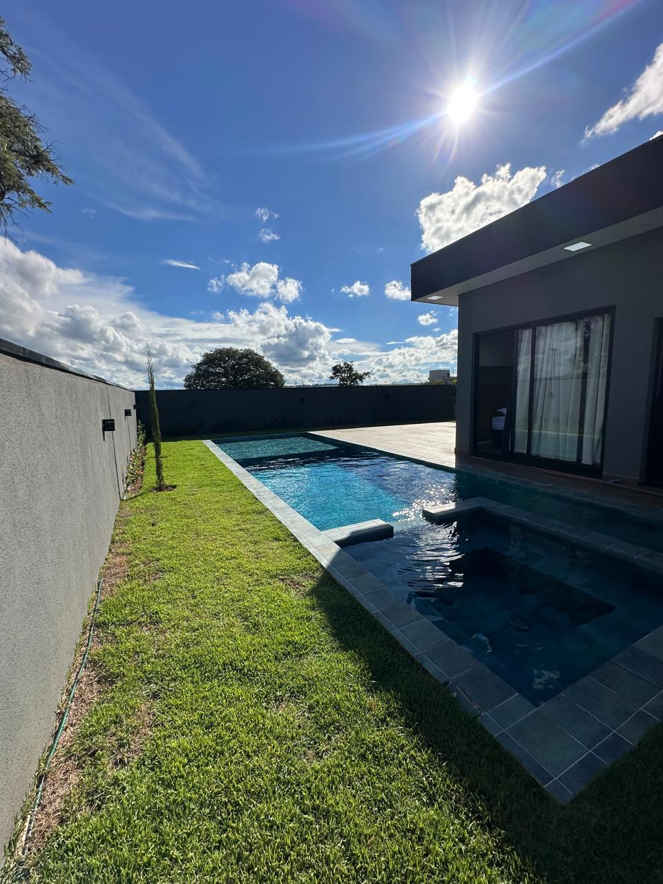 Casa à Venda - Condomínio Riviera de Santa Cristina XIII | Paranapanema - SP — foto