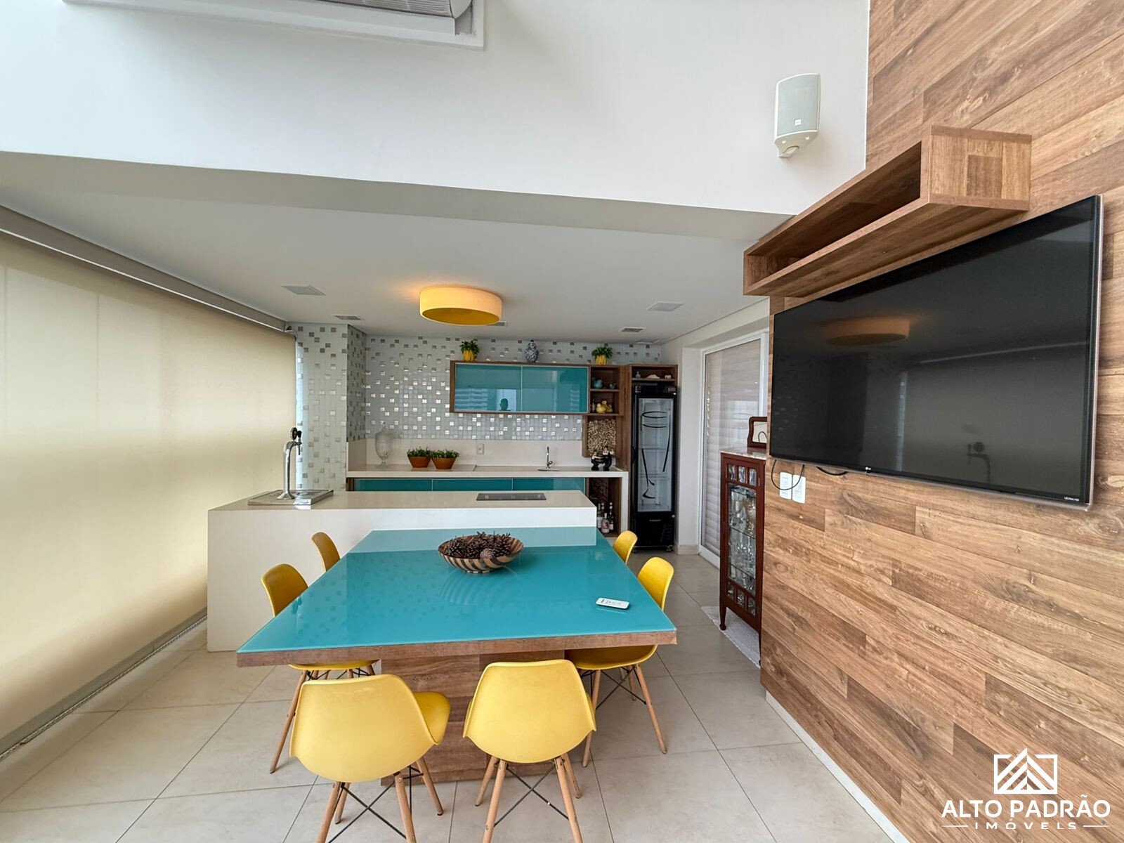 Apartamento, 4 quartos, 228 m² - Foto 2