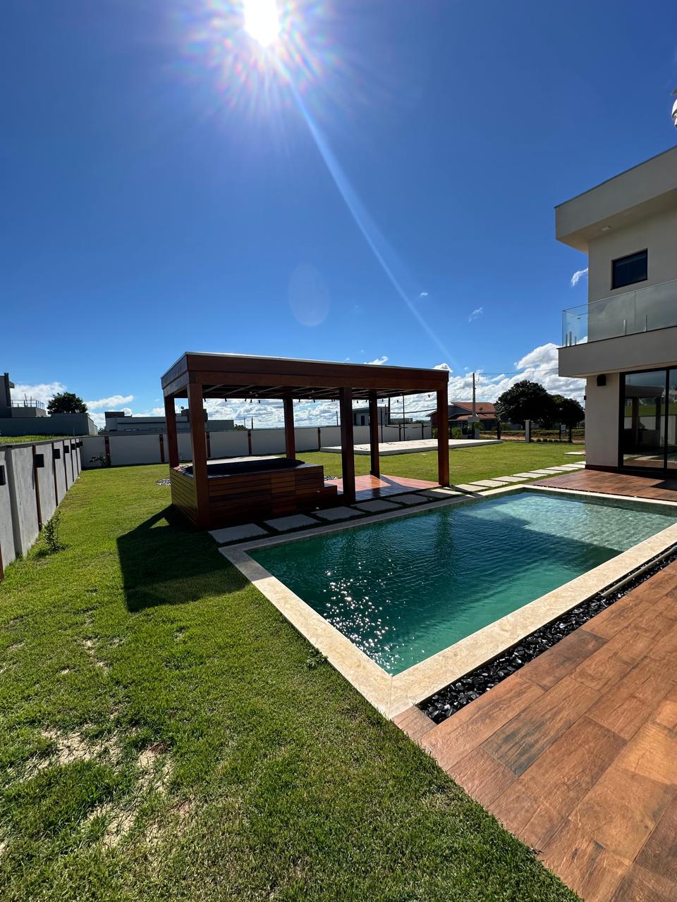Casa à Venda - Condomínio Riviera de Santa Cristina XIII | Represa Jurumirim | Paranapanema - SP — foto