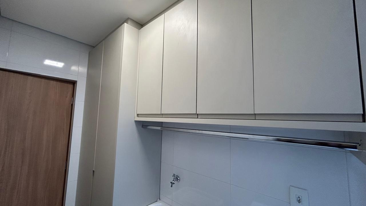 APARTAMENTO PARA LOCAÇÃO NO ORLA SKY FAMA - PALMAS | 3 SUÍTES COM PLANEJADOS E VARANDA GOURMET — foto