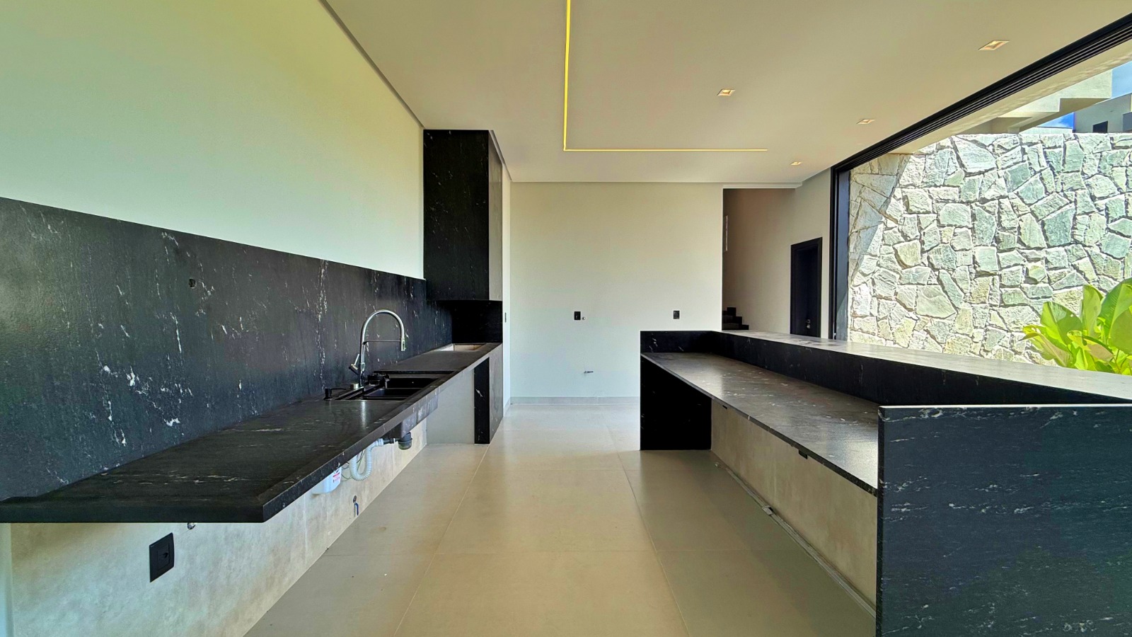 Casa, 4 quartos, 241 m² - Foto 13