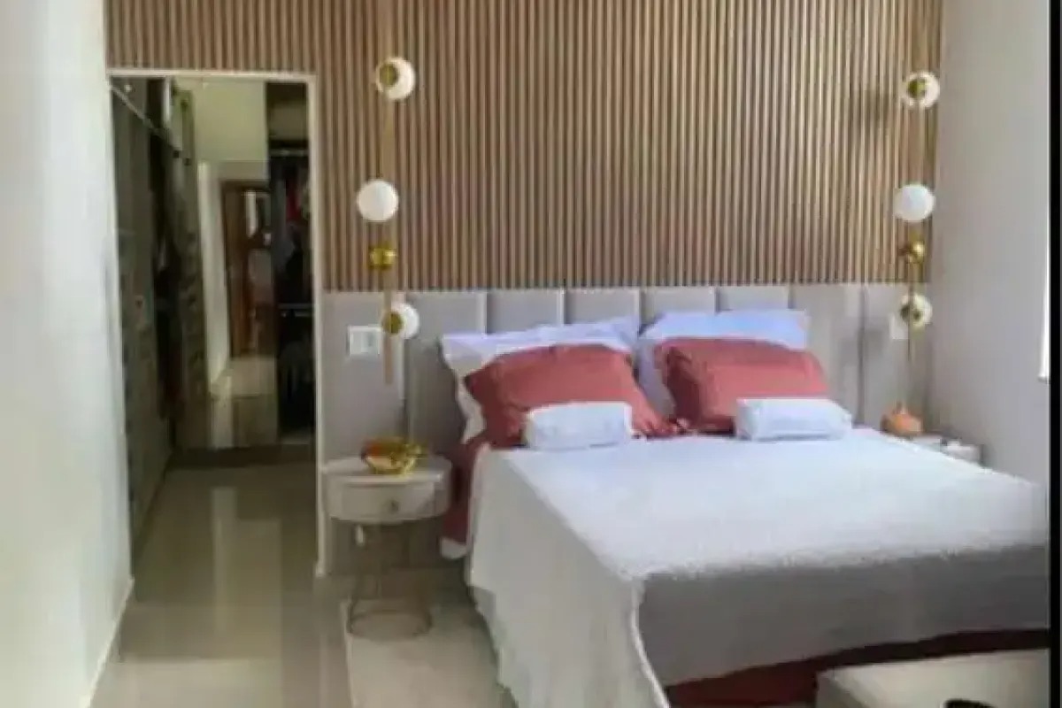 Casa à venda no bairro Sítio de Recreio Ipê - Goiânia/GO — foto