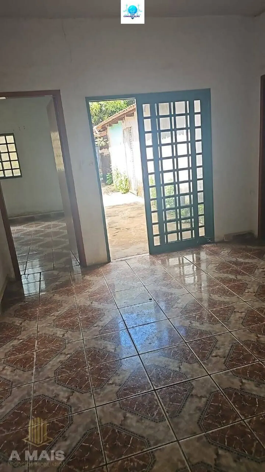 Casa 4 Quartos para Venda no Setor Aeroviário - Goiânia — foto