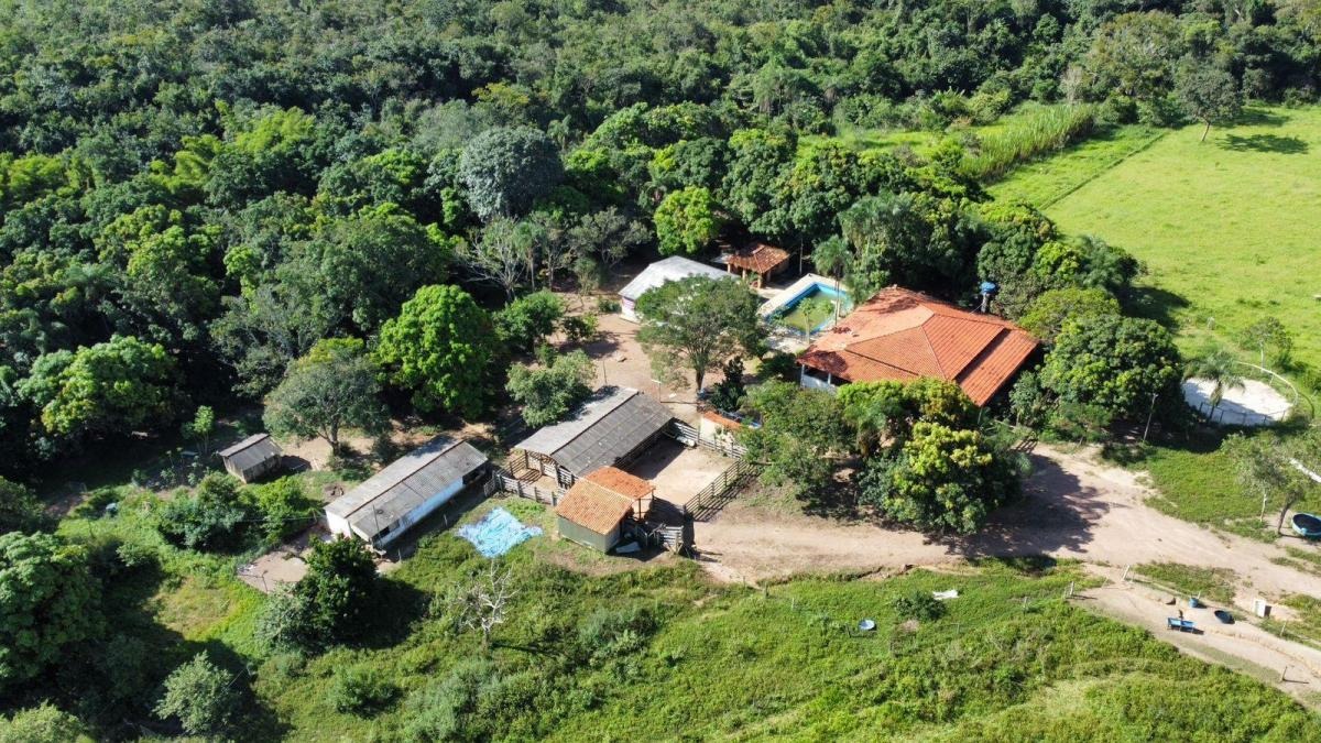 à Venda - Santo Antônio do Descoberto/GO — foto