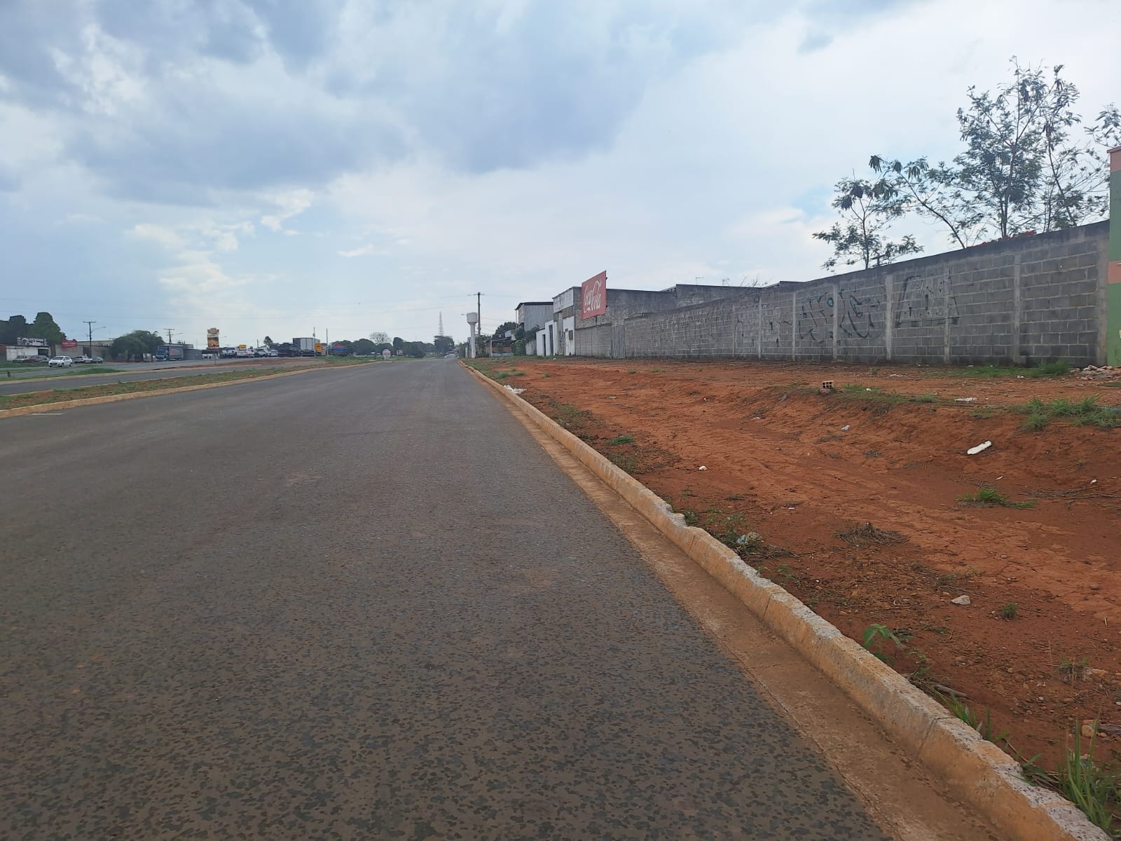 à Venda – Às Margens da BR-060 | Alexânia - GO — foto