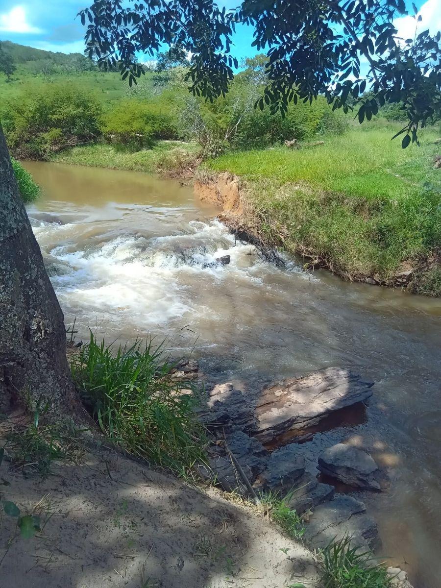 de 3,5 Alqueires com Acesso ao Lago Corumbá 4 - Alexânia — foto