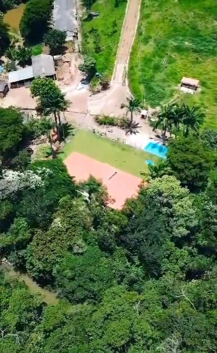 à Venda - Santo Antônio do Descoberto/GO — foto