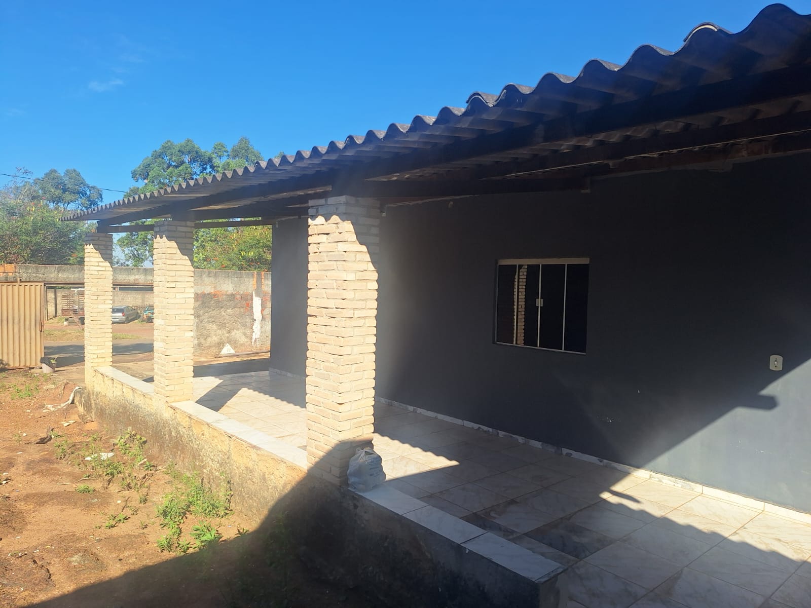 Casa à Venda + Barraco Anexo - Alexânia / GO — foto