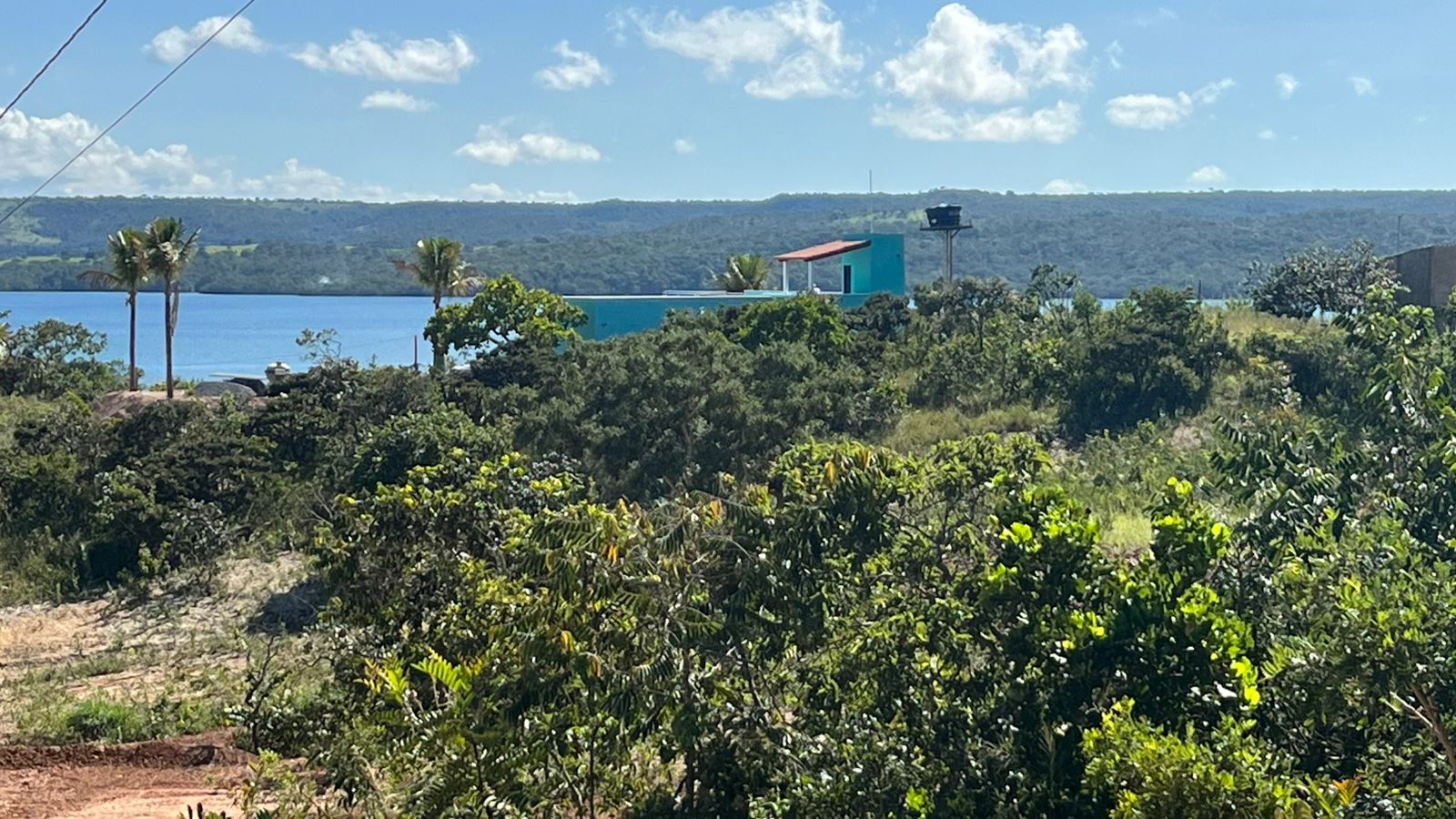 Casa à Venda - Condomínio Laguna Beach | Alexânia - GO — foto