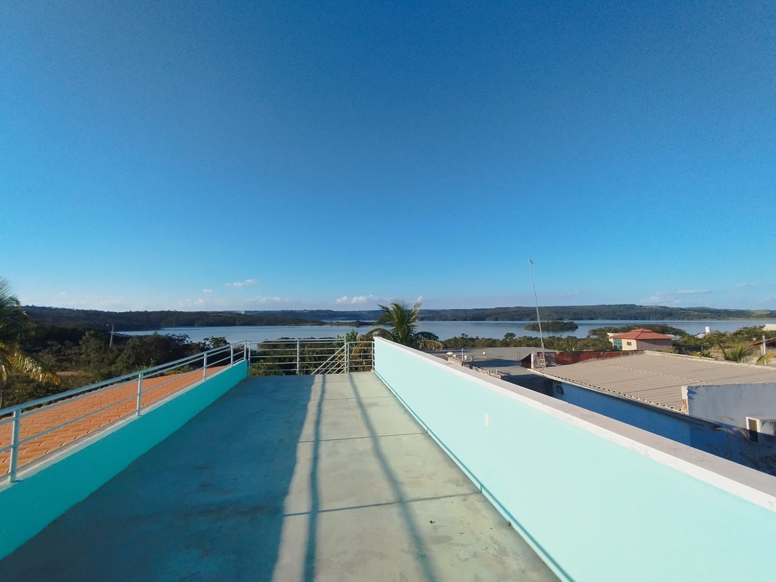 Casa à Venda - Condomínio Laguna Beach | Alexânia - GO — foto