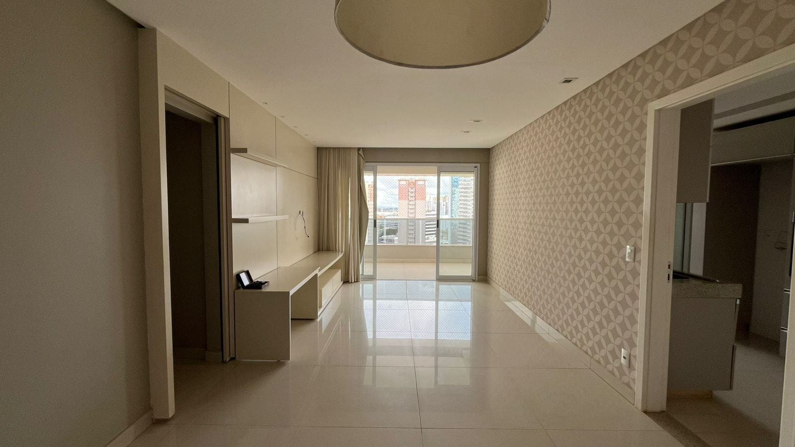 Apartamento para locação, 03 suítes, 02 vagas de garagem no Jardim Goiás, Goiânia, GO (Cópia) — foto