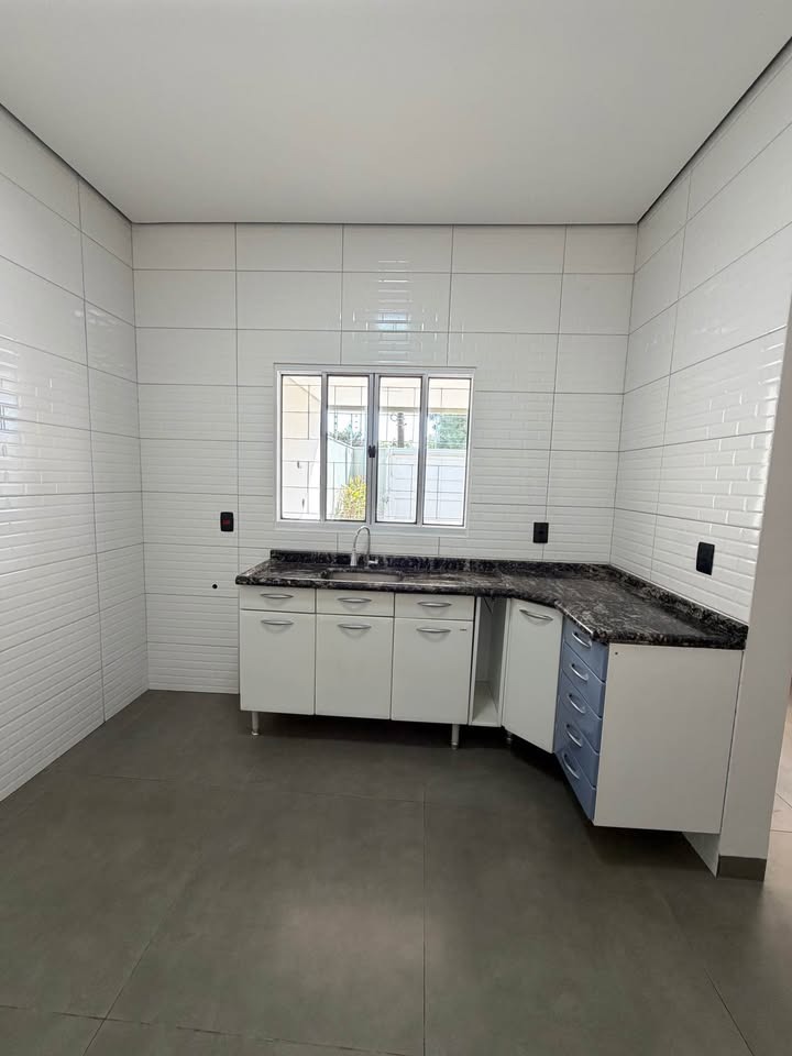 Sobrado Geminado para Locação com 3 Quartos | Dourados/MS — foto