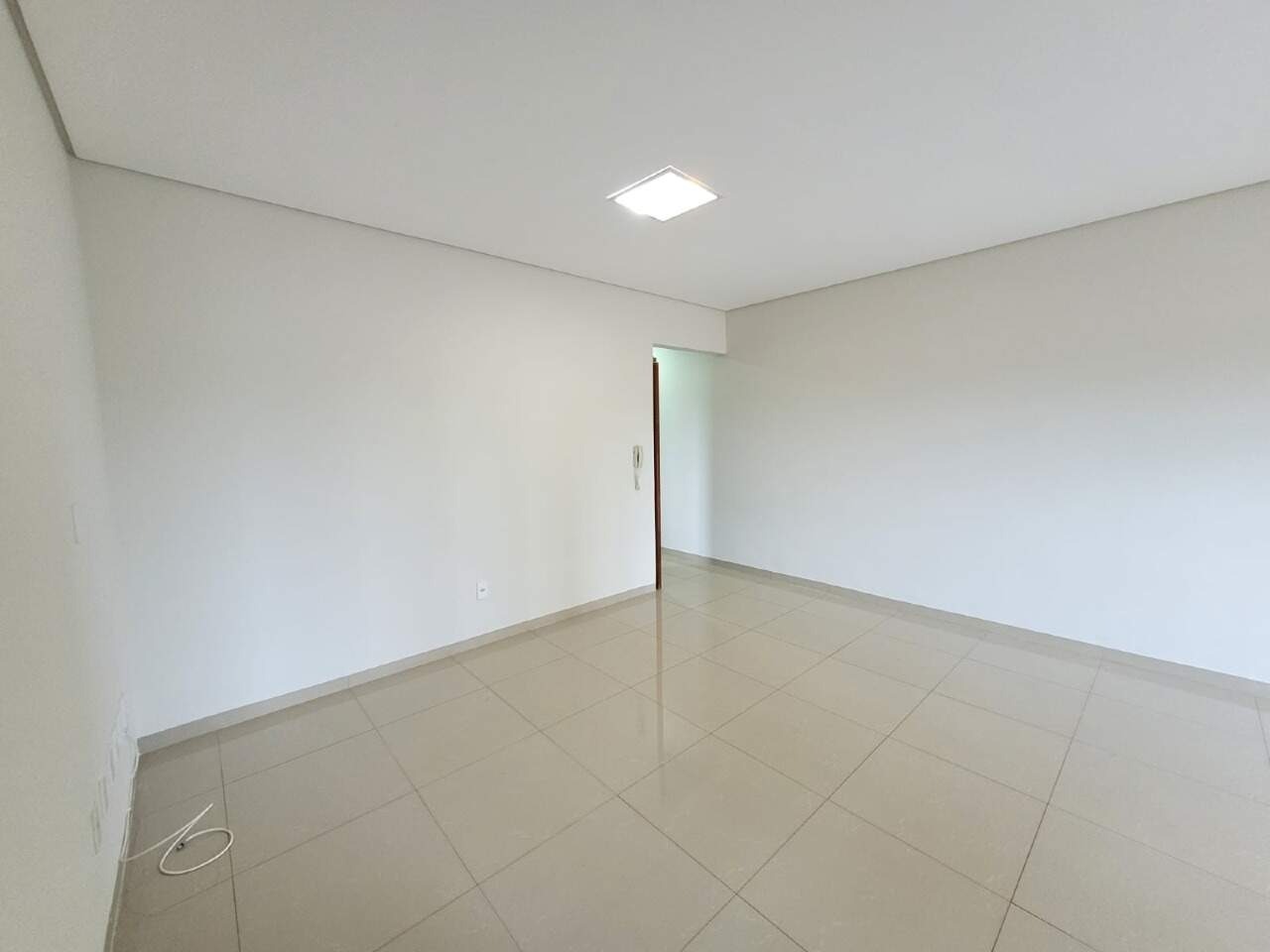 Apartamento para Locação com 3 Quartos – Jardim Tropical | Dourados/MS — foto