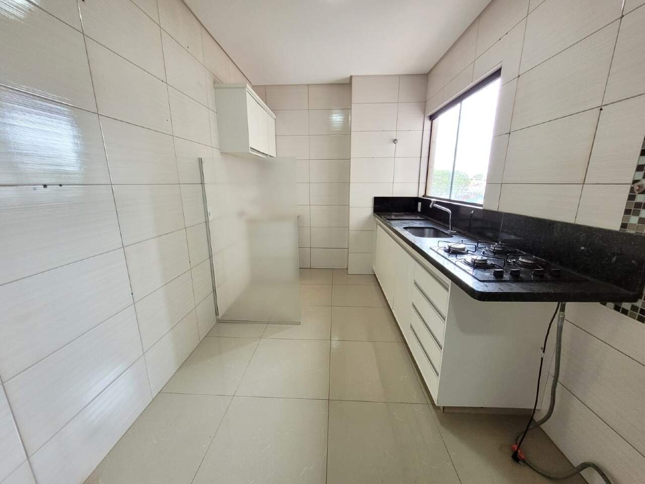 Apartamento para Locação com 3 Quartos – Jardim Tropical | Dourados/MS — foto