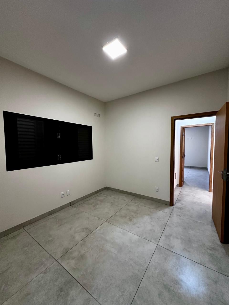 Casa à Venda com 3 Quartos – Residencial Monte Carlo | Dourados/MS — foto