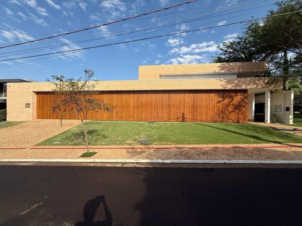 Casa de Alto Padrão à Venda – Ecoville | Dourados/MS — foto