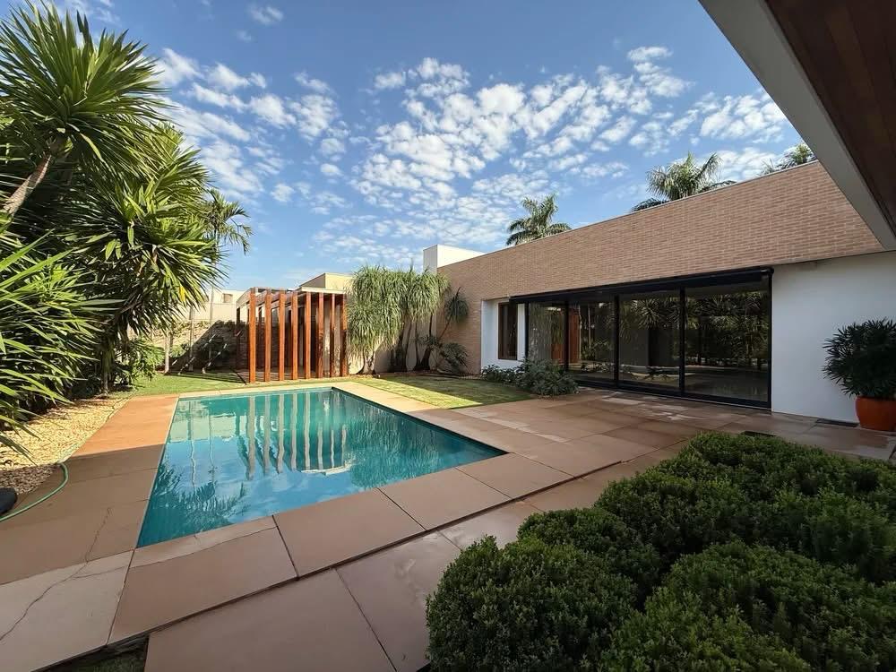 Casa de Alto Padrão à Venda – Ecoville | Dourados/MS — foto