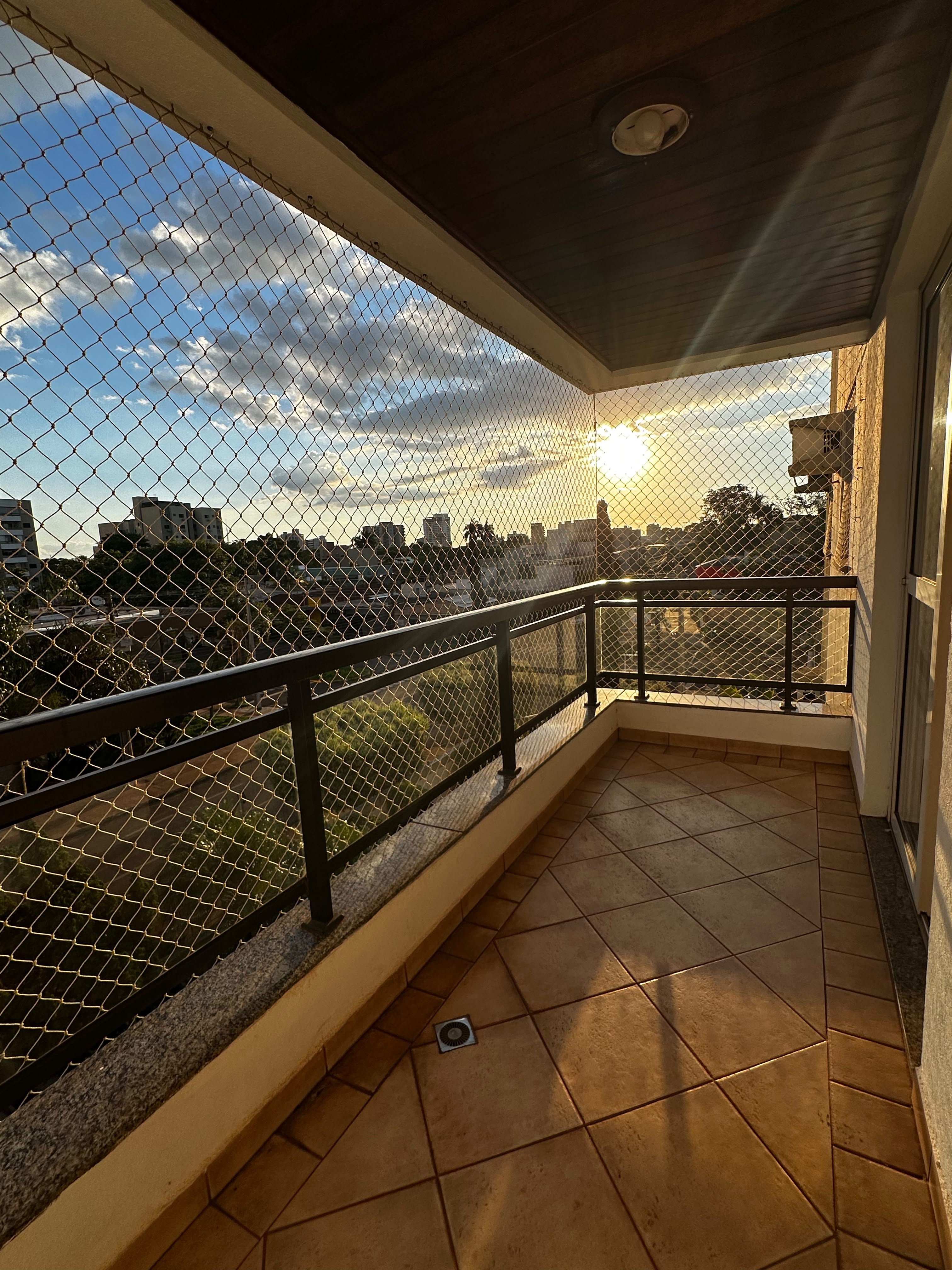 Apartamento para Locação – Residencial Antilhas | Dourados - MS — foto