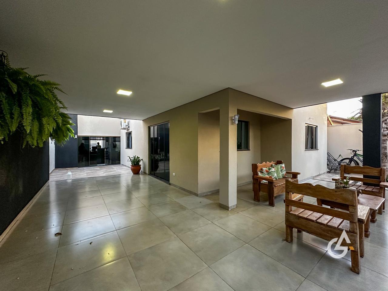 Casa à Venda com 3 Quartos – Água Boa | Dourados/MS — foto