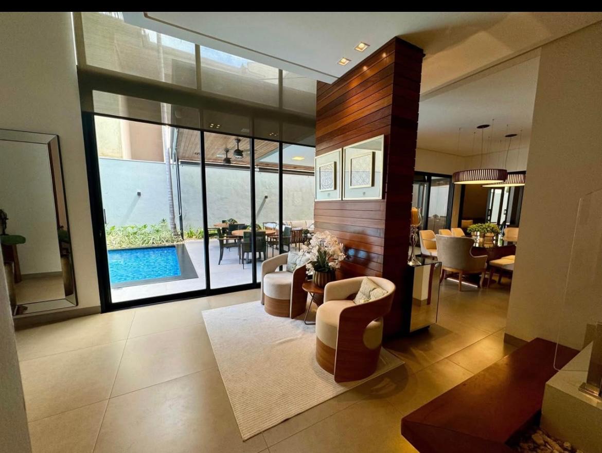 Sobrado de Alto Padrão à Venda com 4 Suítes – Ecoville | Dourados/MS — foto