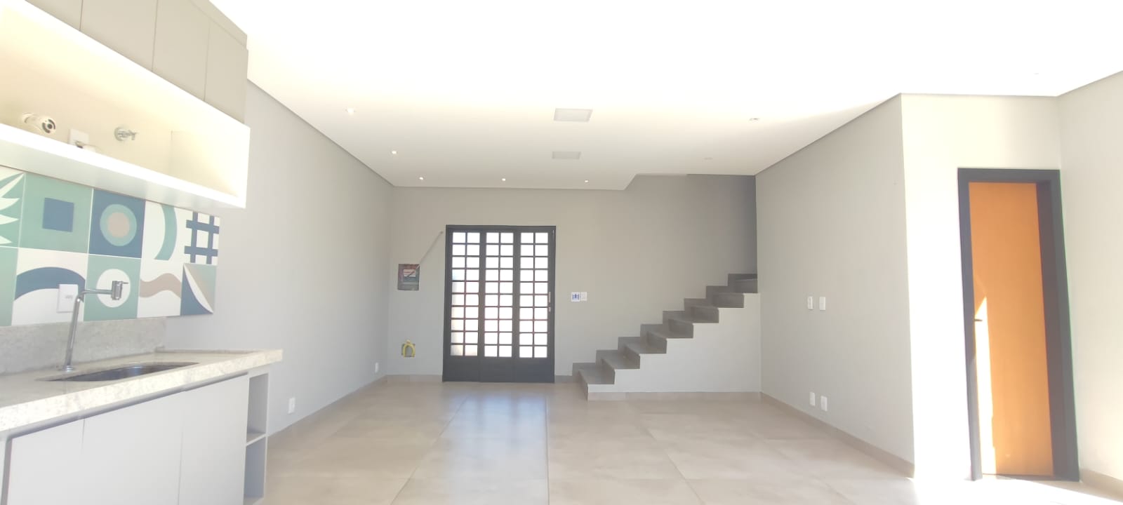 Sobrado à Venda com 3 Quartos – Green Residence | Bonito/MS — foto