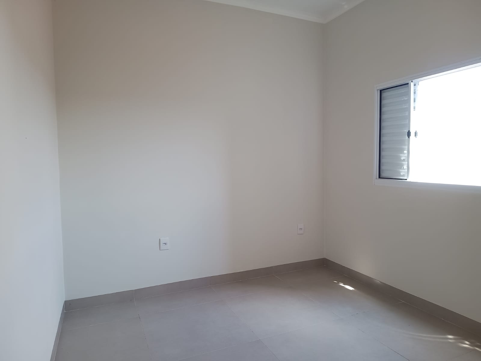 Casa de Esquina à Venda com 2 Quartos – Recanto do Bosque | Dourados/MS — foto