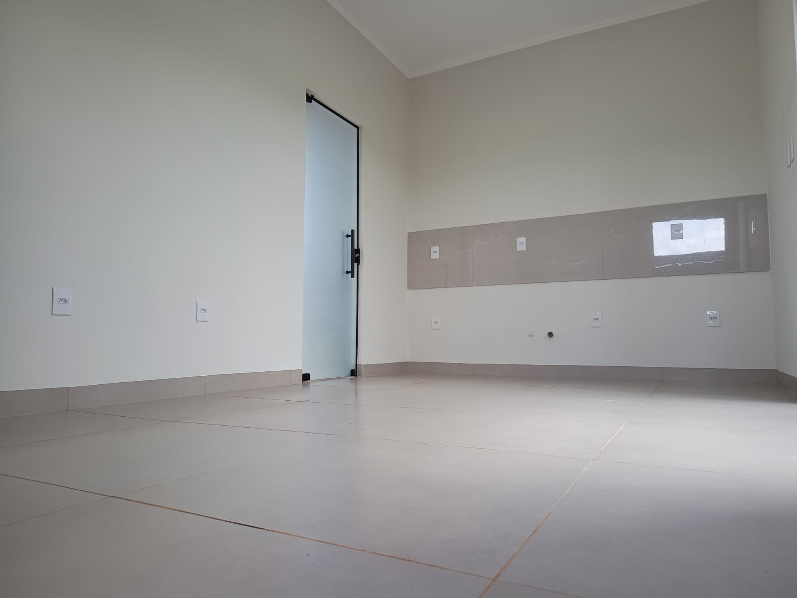 Casa de Esquina à Venda com 2 Quartos – Recanto do Bosque | Dourados/MS — foto