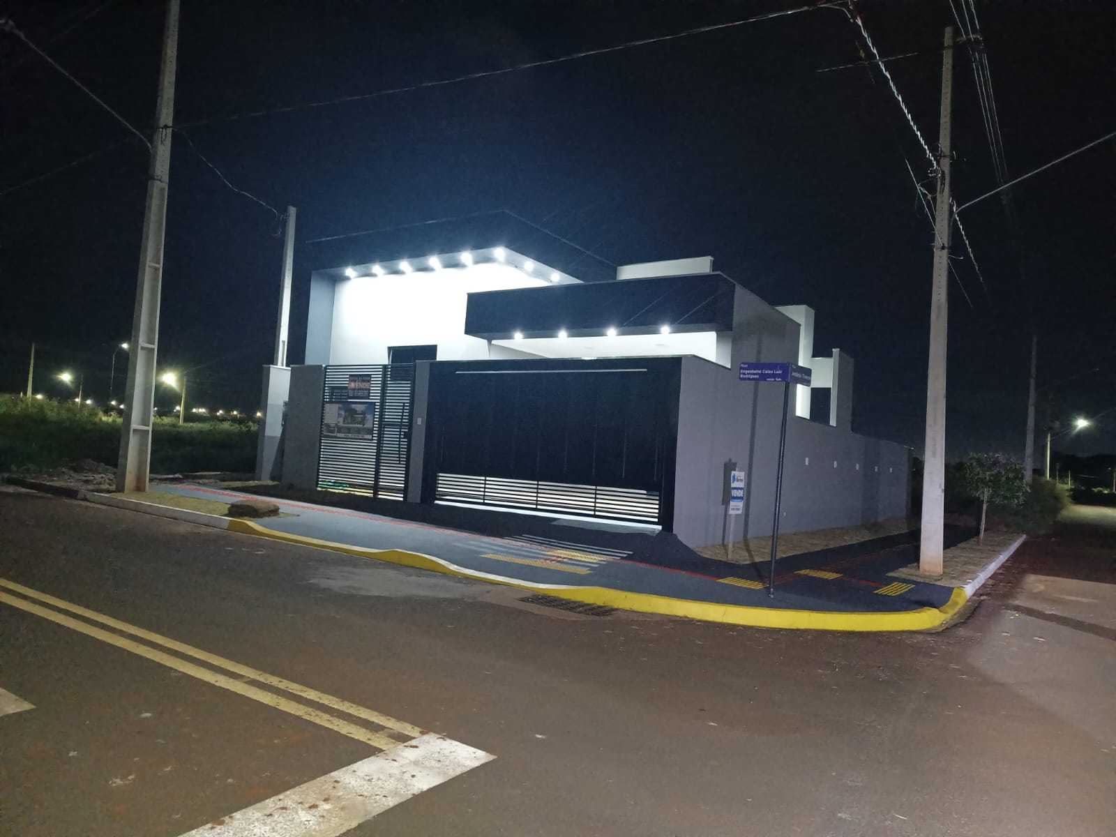 Casa de Esquina à Venda com 2 Quartos – Recanto do Bosque | Dourados/MS — foto