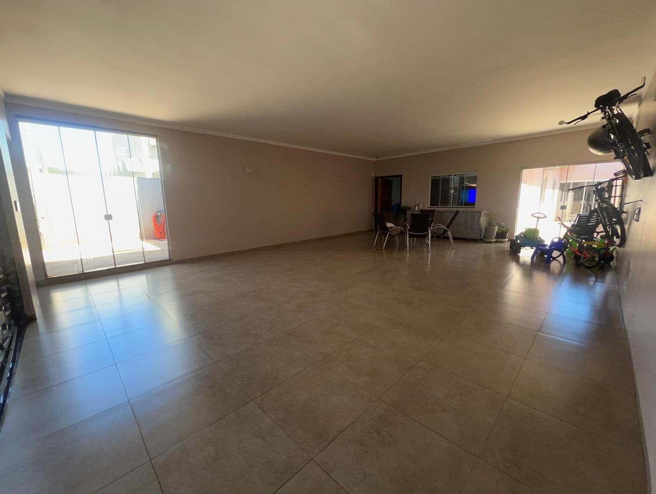 Casa à Venda com 4 Quartos – Jardim Paulista | Dourados/MS — foto