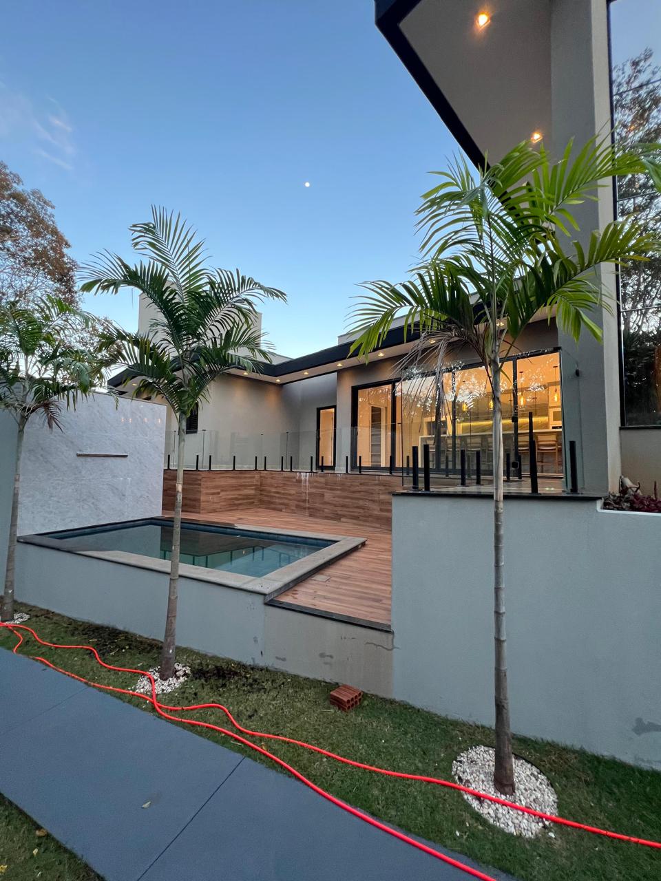 Casa de Alto Padrão à Venda com 3 Quartos – Portal de Dourados | Dourados/MS — foto