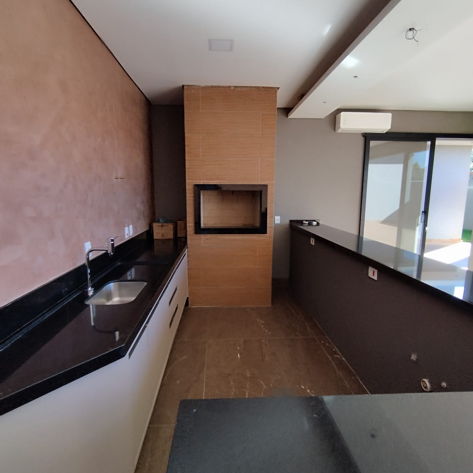 Casa de Alto Padrão à Venda com 4 Suítes – Jardim Girassol | Dourados/MS — foto