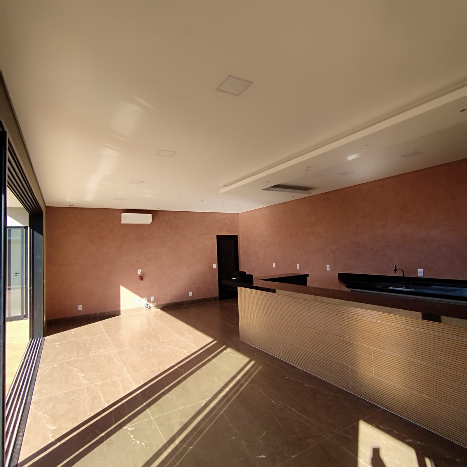 Casa de Alto Padrão à Venda com 4 Suítes – Jardim Girassol | Dourados/MS — foto