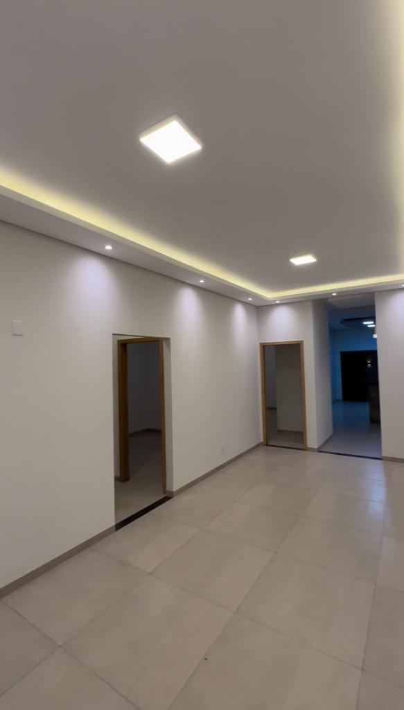 Casa à Venda com 3 Quartos – Residencial Monte Carlo | Dourados/MS — foto
