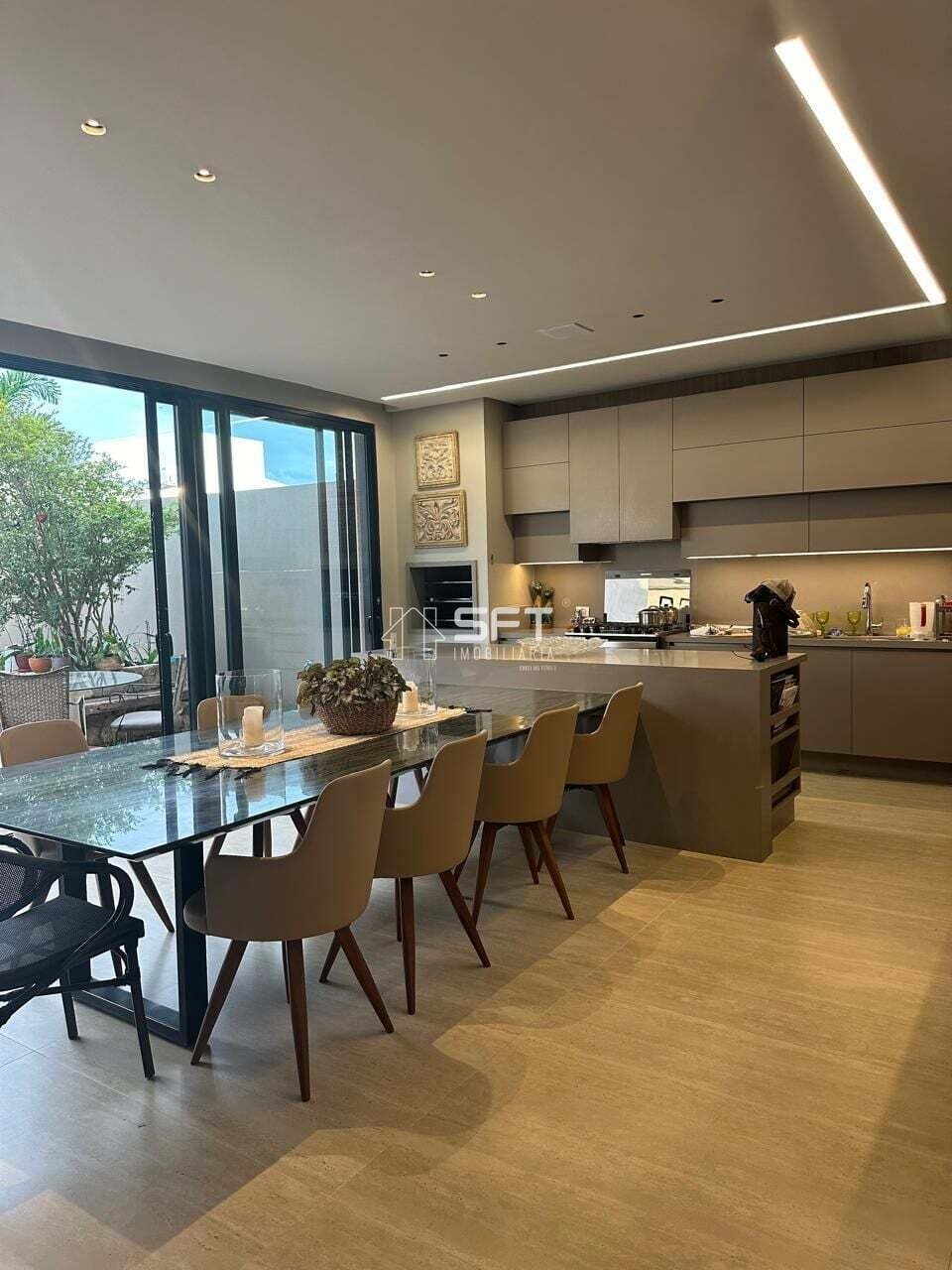 Sobrado para Locação com 3 Quartos – Condomínio Porto Madero | Dourados/MS — foto