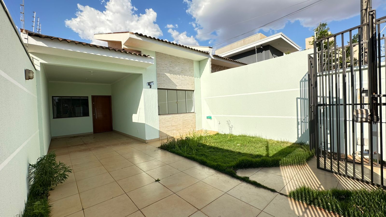 Casa à Venda com 3 Quartos – Santa Fé | Dourados/MS — foto