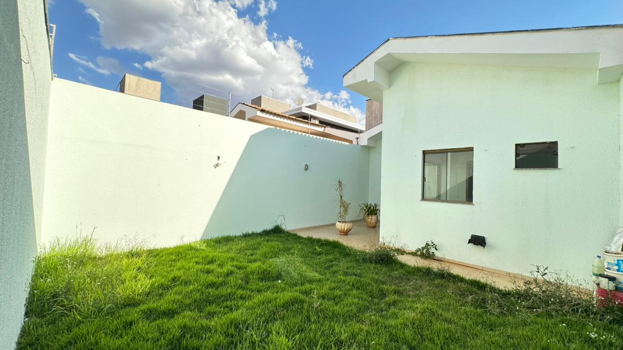 Casa à Venda com 3 Quartos – Santa Fé | Dourados/MS — foto