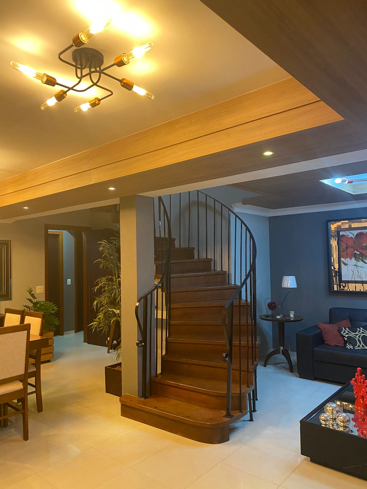 Cobertura Duplex à Venda com 4 Quartos | Dourados/MS — foto