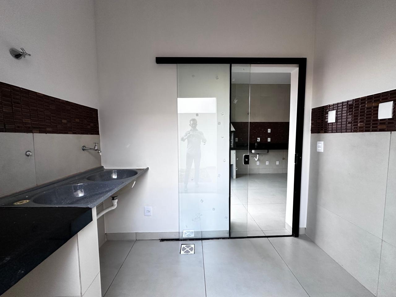 Casa à Venda com 3 Quartos – Residencial Monte Carlo | Dourados/MS — foto