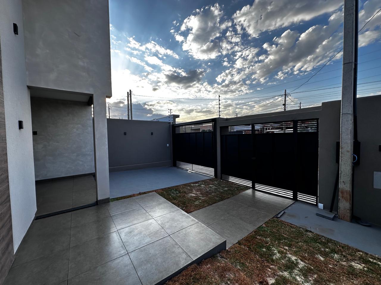 Casa à Venda com 3 Quartos – Residencial Monte Carlo | Dourados/MS — foto