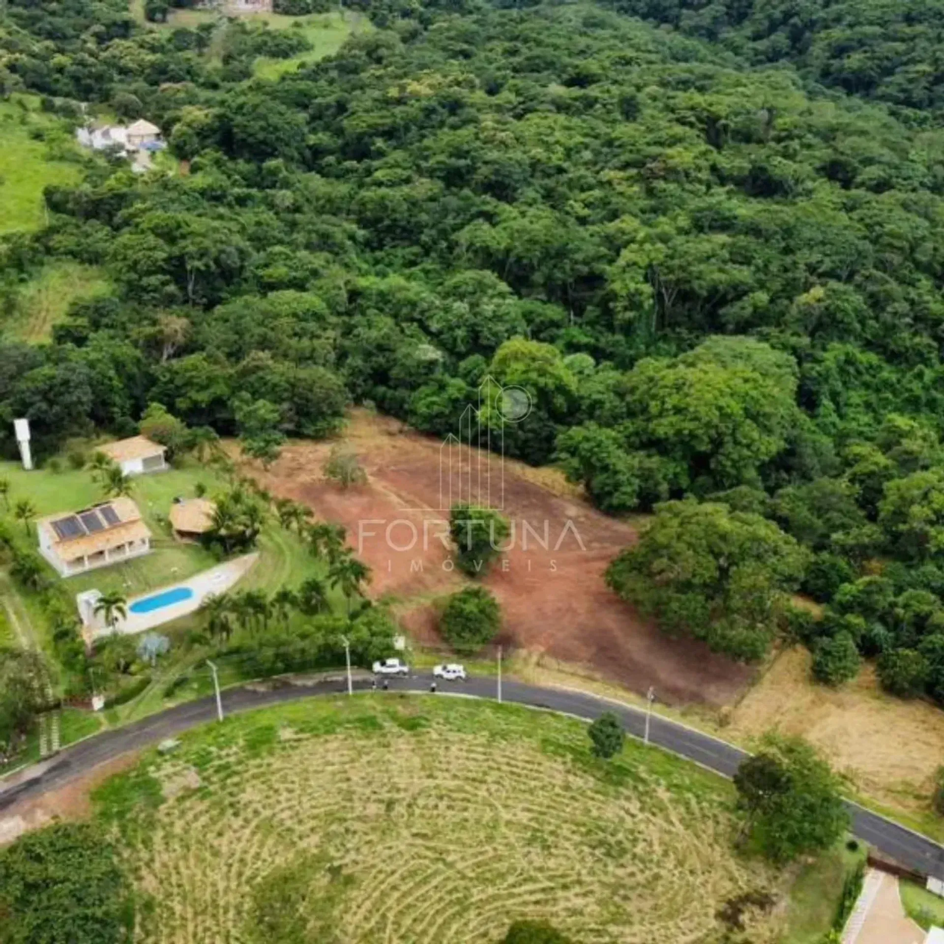 Terreno à Venda – Condomínio Águas da Serra | Hidrolândia/GO — foto