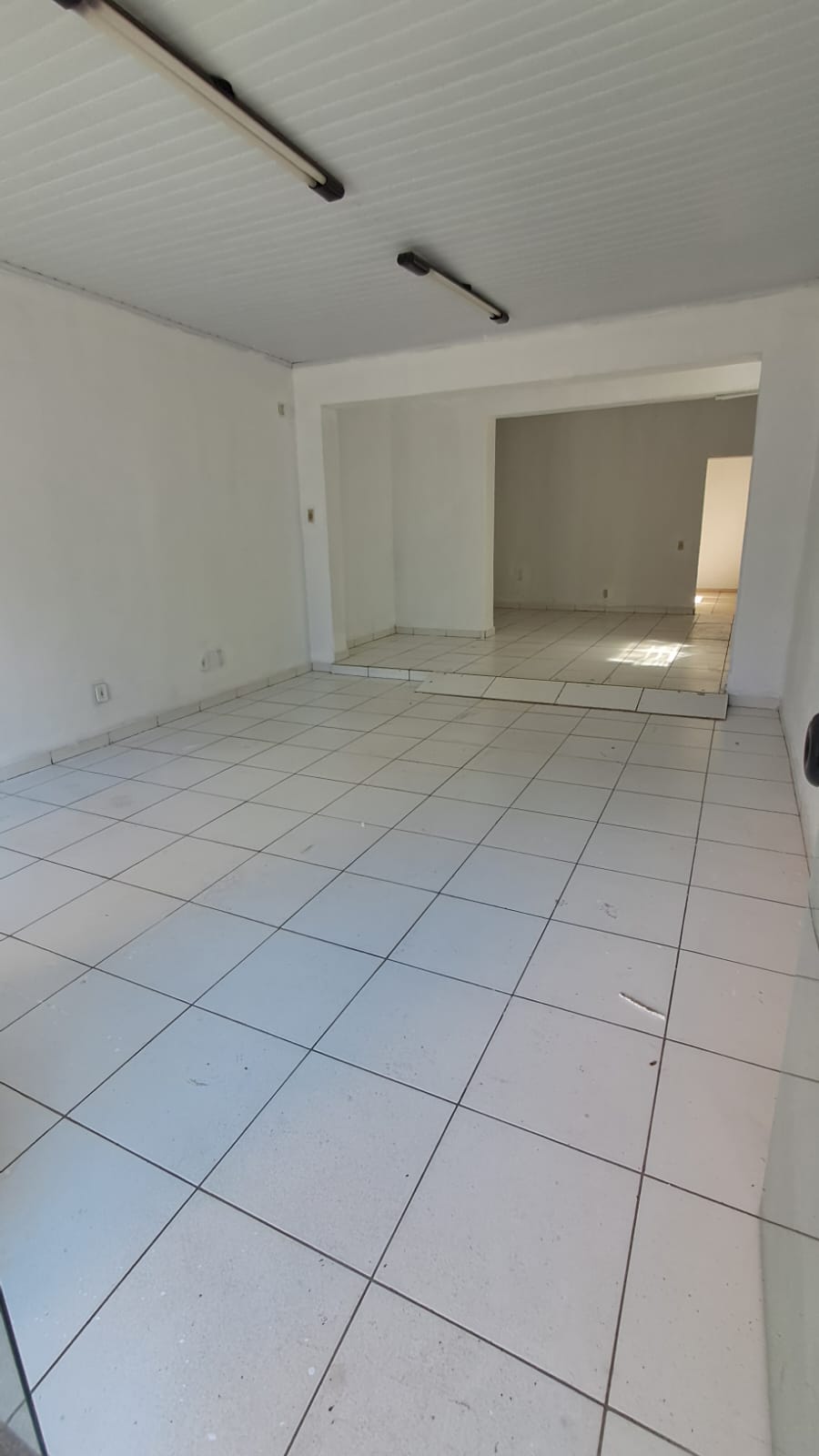 Loja Comercial para Aluguel – Setor Central | Goiânia/GO — foto