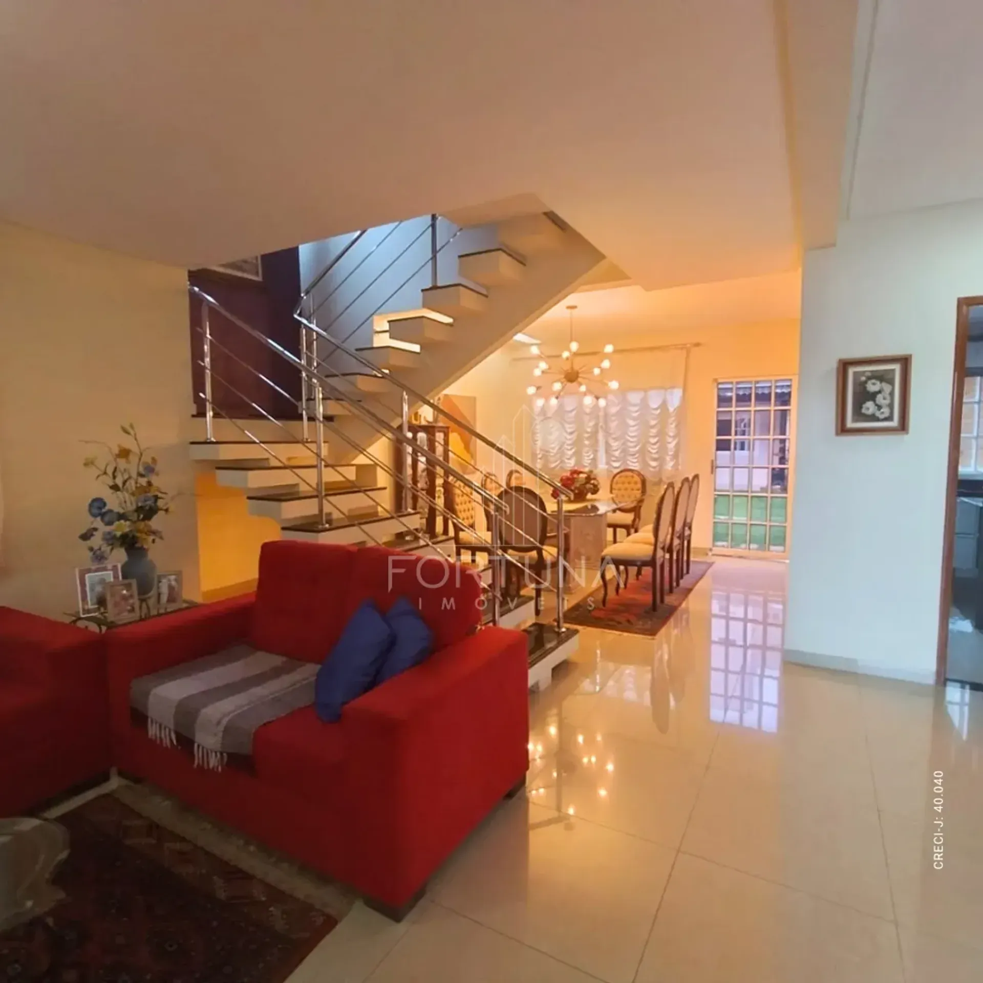 Sobrado à Venda – Vila Rosa | Goiânia/GO — foto