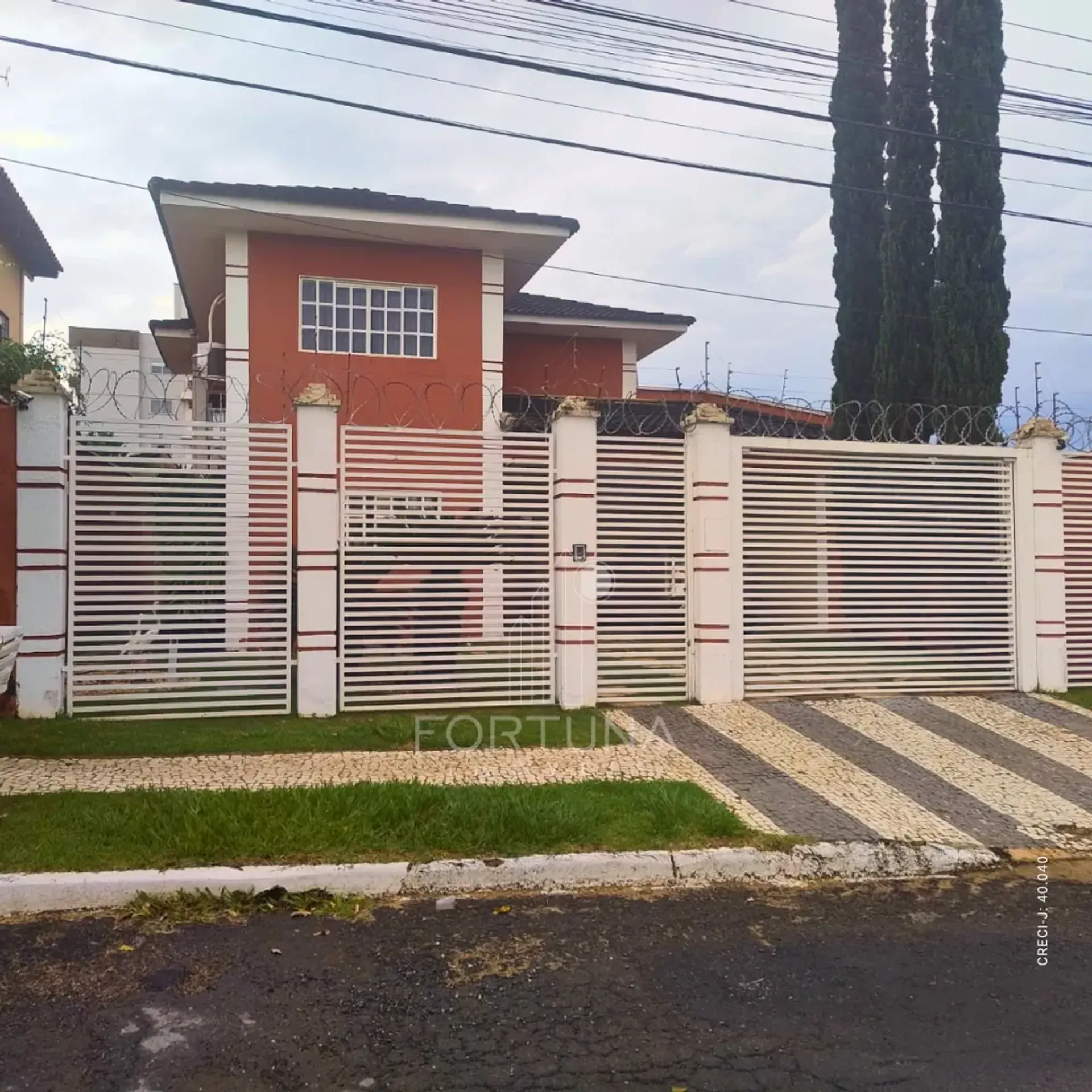 Sobrado à Venda – Vila Rosa | Goiânia/GO — foto